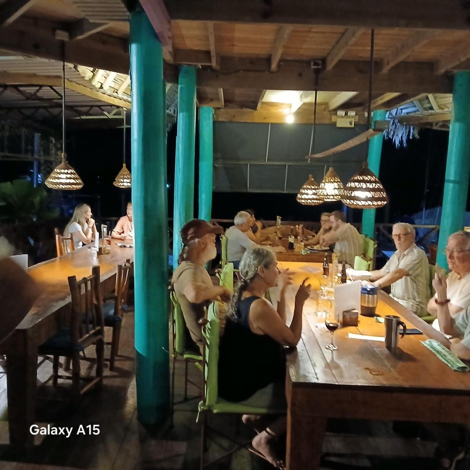 Tortugal Boutique River Lodge Рио-Дульсе Экстерьер фото